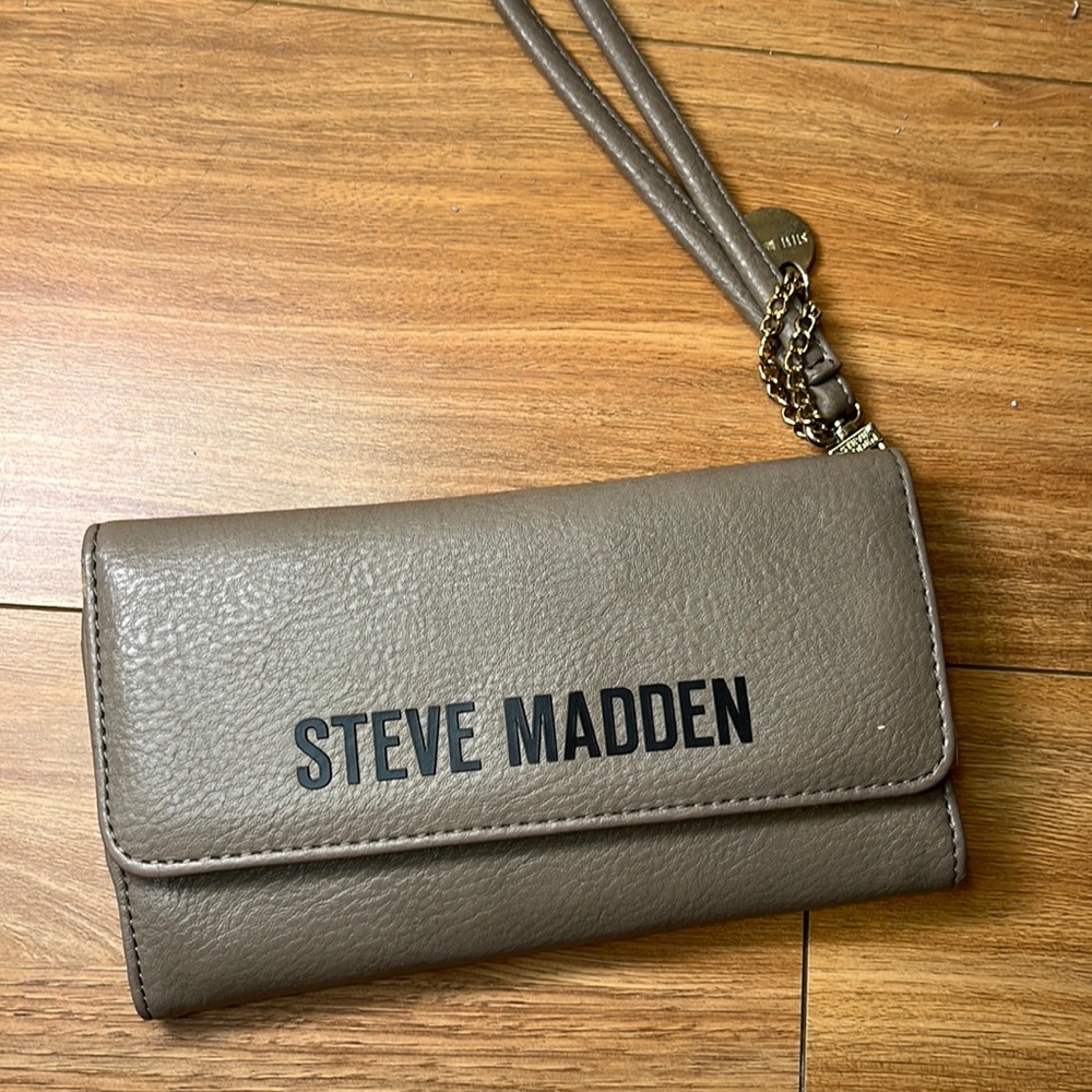 Steve Madden wallet